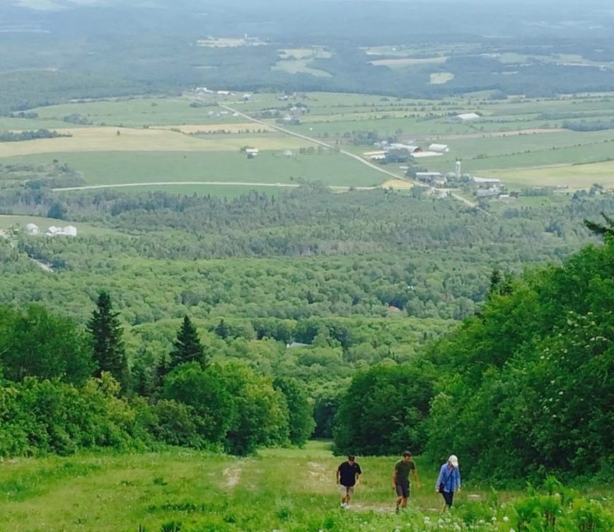 À la découverte du Mont-Comi - Tourisme Bas-Saint-Laurent